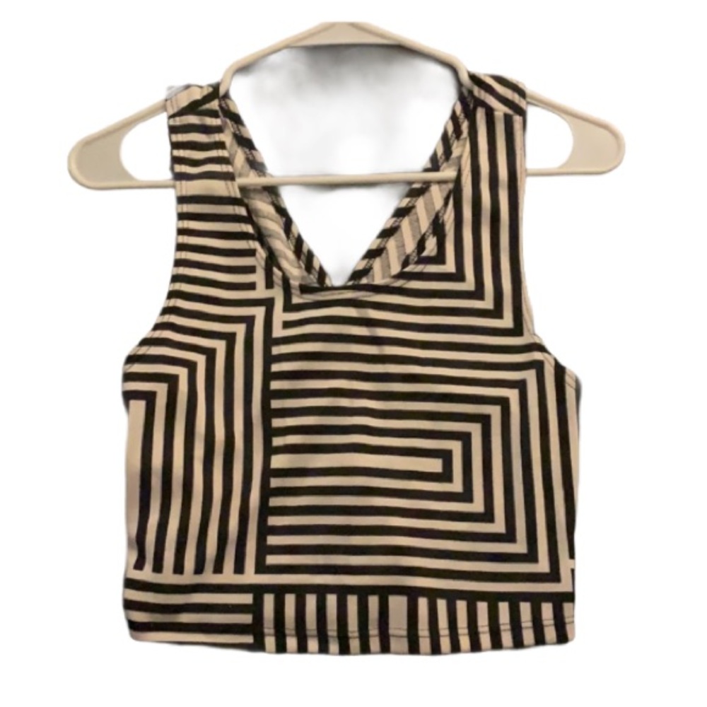 CHARLOTTE RUSSE NWOT Black&White Striped Crop Top!